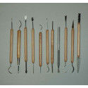 
  KIT DE 11 OUTILS DE MODELAGE C51 - Aiguilles et outils en acier - Cigale et Fourmi