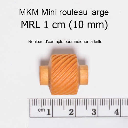 
  MINI ROULEAU A POIGNEE 1 CM - DOUBLE BRAID - Tampons & rouleaux - Cigale et Fourmi