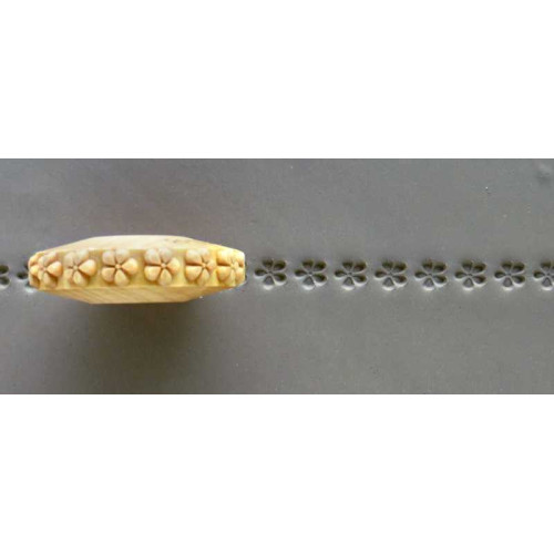 
  ROULEAU A DOIGTS 8 MM - DAISY - Tampons & rouleaux - Cigale et Fourmi