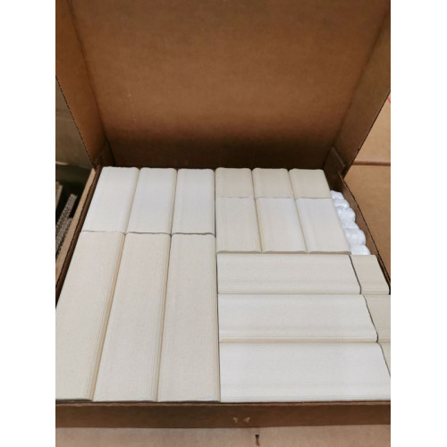 
  JEU DE 18 QUILLES - 3 X 6 QUILLES - Quilles d'enfournement - Cigale et Fourmi