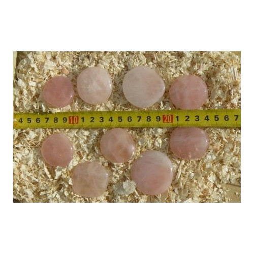 
  GALET DE POLISSAGE PLAT EN QUARTZ ROSE - Polissage - Cigale et Fourmi