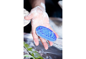 Outils Mudtools : éponges et râpes à terre