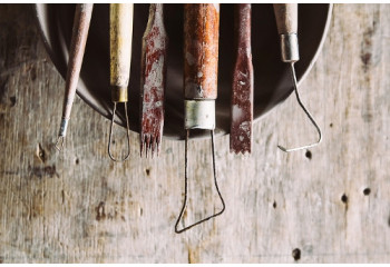 Outils modelage & sculpture argile: ebauchoir, mirette
